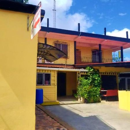 Maxroomz San Ignacio Exteriör bild