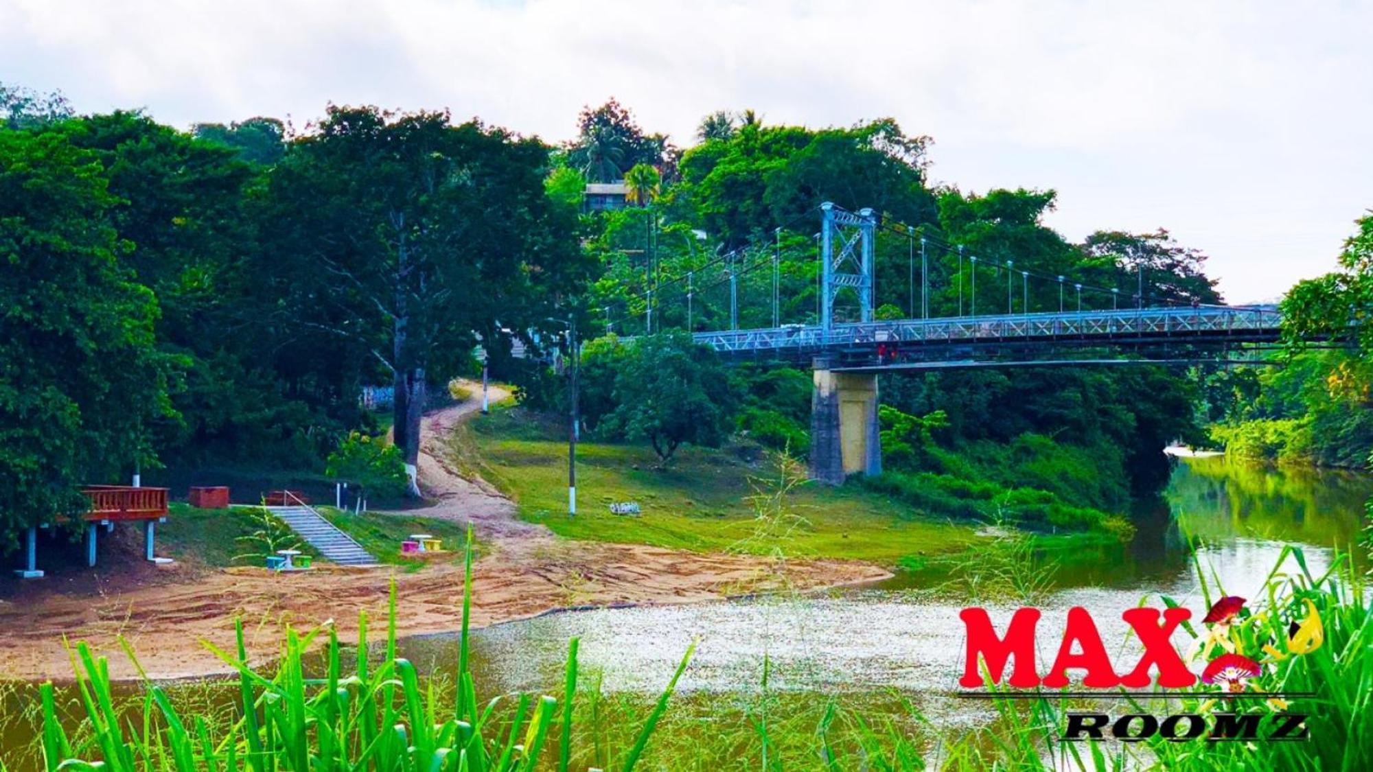 Maxroomz San Ignacio Exteriör bild